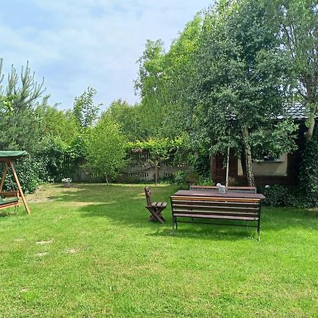 Anna Apartment Czarny Mlyn Exterior foto