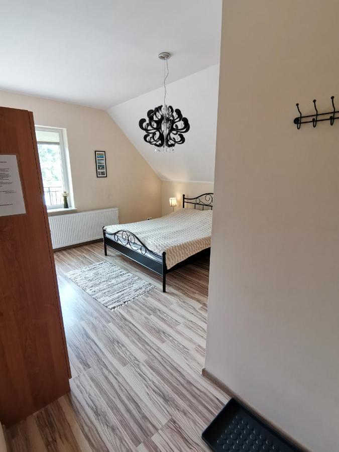 Anna Apartment Czarny Mlyn Exterior foto