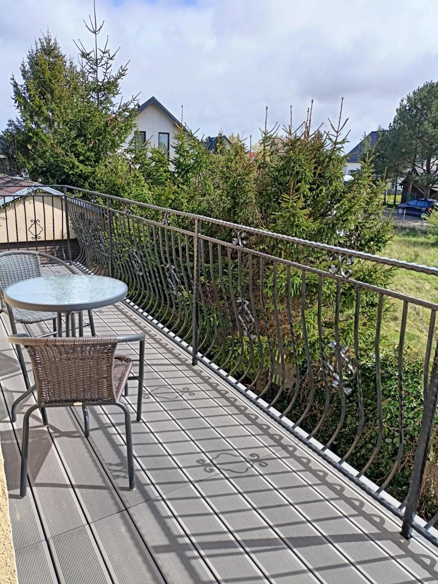 Anna Apartment Czarny Mlyn Exterior foto