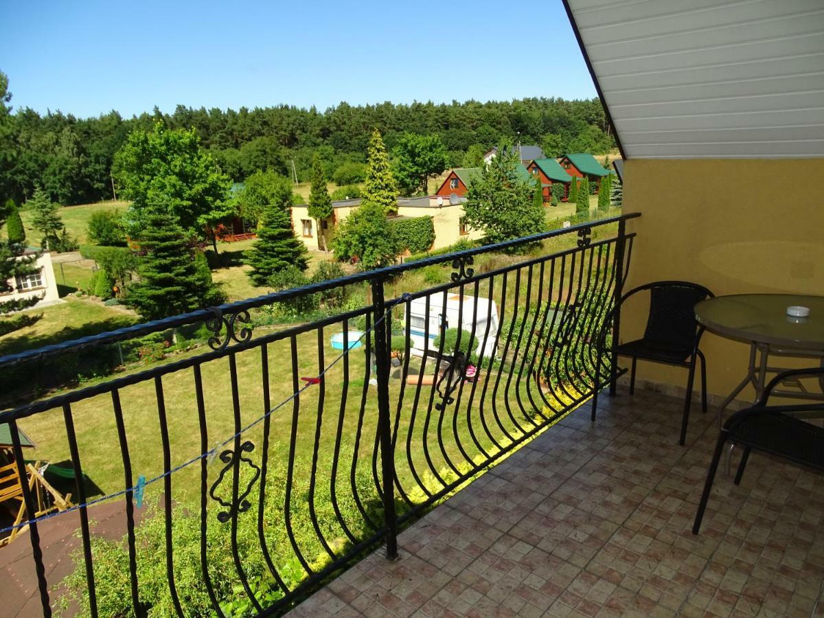 Anna Apartment Czarny Mlyn Exterior foto